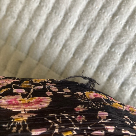 Free People Floral Top - Picture 5 of 6